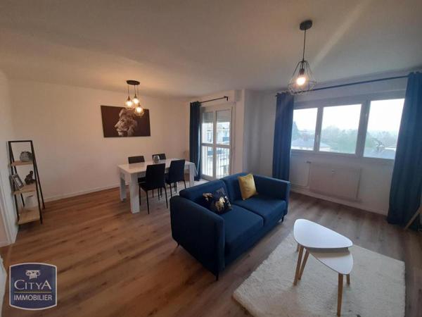 Appartement à louer 4 pièces 9.21m²