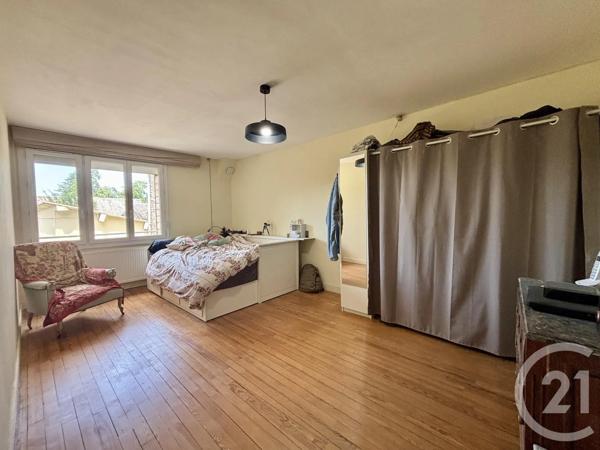 Maison à vendre  9 pièces - 193 m 2   MORTAIN BOCAGE  - 50