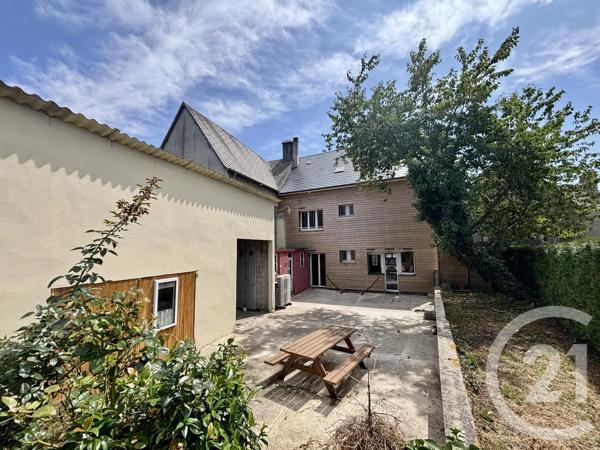 Maison à vendre  9 pièces - 193 m 2   MORTAIN BOCAGE  - 50