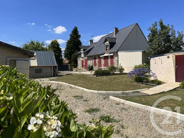 Maison à vendre  9 pièces - 193 m 2   MORTAIN BOCAGE  - 50