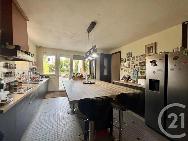 Maison à vendre  9 pièces - 193 m 2   MORTAIN BOCAGE  - 50