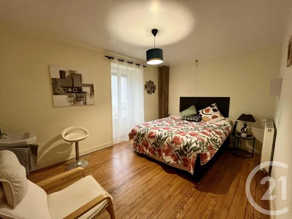 Maison à vendre  9 pièces - 193 m 2   MORTAIN BOCAGE  - 50