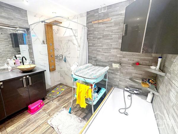 En Exclusivité - Maison à vendre 4 pièces - 76 m² + terrasse + Places privatives - Marignier