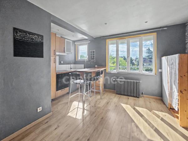 Charmant Appartement Type F2 dans un secteur calme et familial