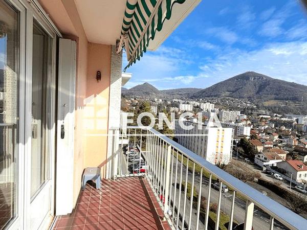 Location Appartement 3 pièces 65.5 m² - Voiron 38500