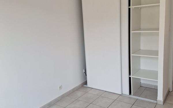 Appartement à louer    3 pièces • 55,54 m2 Grenade