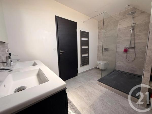 Maison à vendre  6 pièces - 215 m 2   JULLOUVILLE  - 50