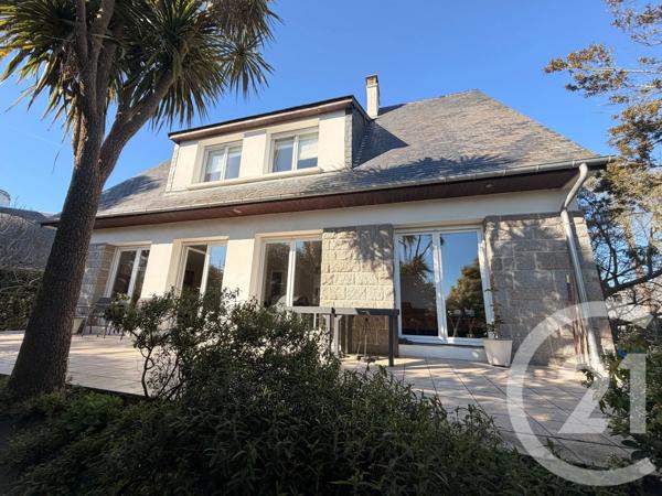 Maison à vendre  6 pièces - 215 m 2   JULLOUVILLE  - 50