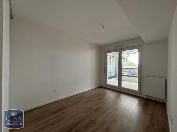 Appartement à louer 2 pièces 42.42m² Angers (49000)