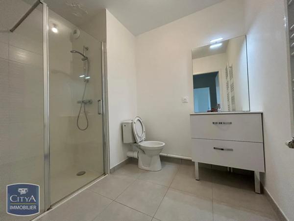 Appartement à louer 2 pièces 42.42m² Angers (49000)