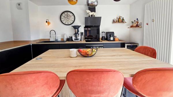 Joli T3 moderne et cocooning avec terrasse et vue !