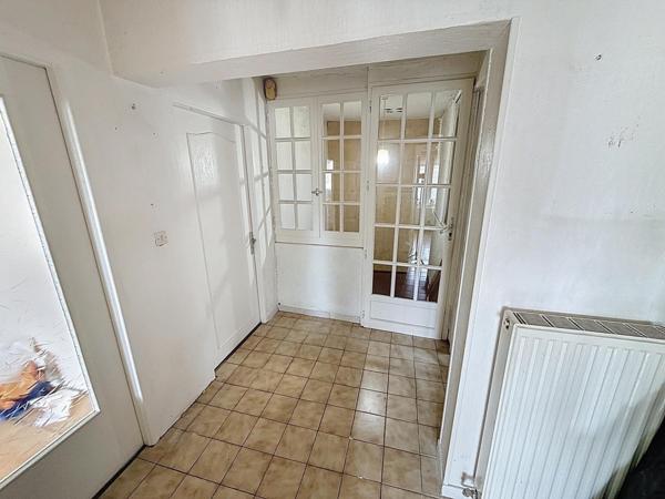 Maison à rénover avec fort potentiel de 185m2