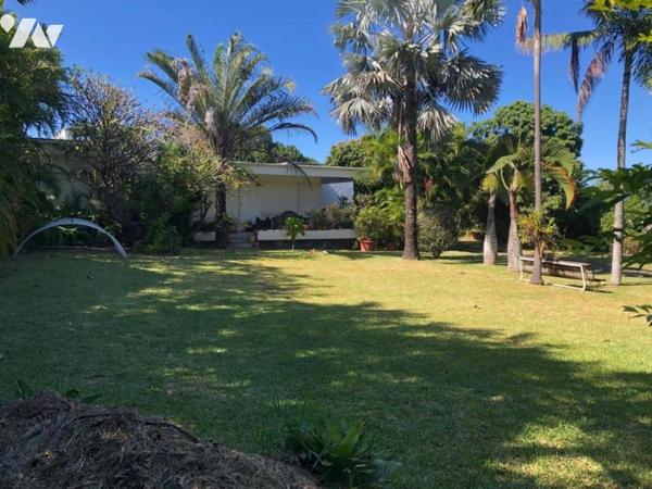 Villa F6 sur une parcelle arboré de 1542m²