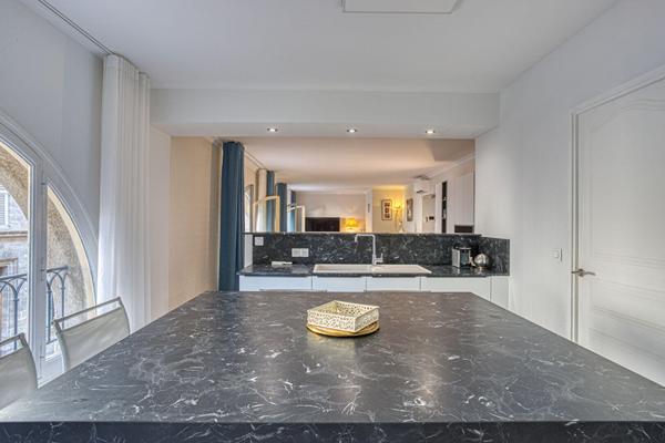 Appartement Avignon 5 pièce(s) 168 m2