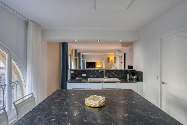 Appartement Avignon 5 pièce(s) 168 m2