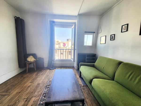 Magnifique studio avec une vue entièrement dégagée