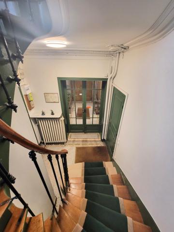 Magnifique studio avec une vue entièrement dégagée