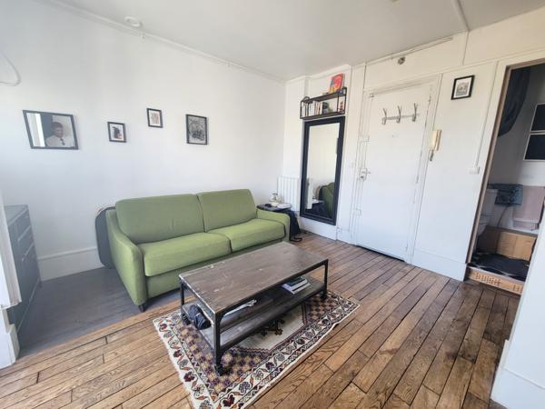 Magnifique studio avec une vue entièrement dégagée