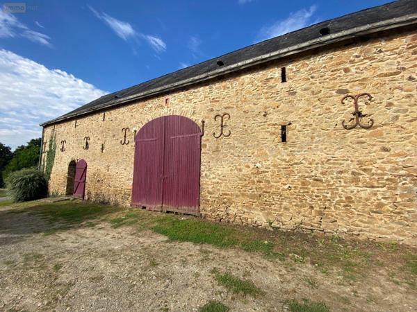 Grande propriété à vendre à La Bigottière en Mayenne (53240), ref : 53047/142