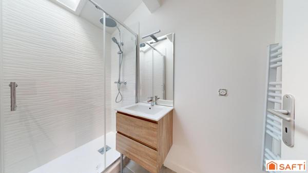 Charmant appartement au second étage quartier gare