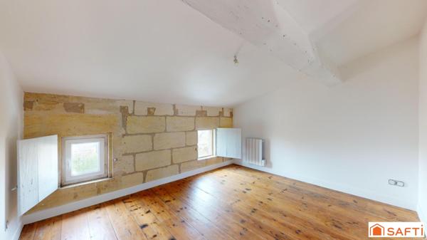 Charmant appartement au second étage quartier gare