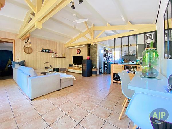 Maison à vendre Lege Cap Ferret - 4 pièces, 80m² avec 3 chambre(s) à 477 000€ - AJP Immobilier Lège-Cap-Ferret