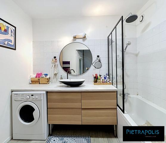 T3 de 71m² avec balcon situé au 23 Rue de l'effort Lyon 7