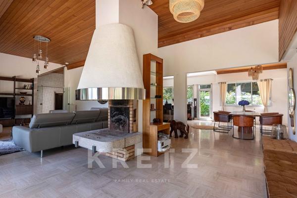 Maison d’architecte exceptionnelle en première ligne vue mer