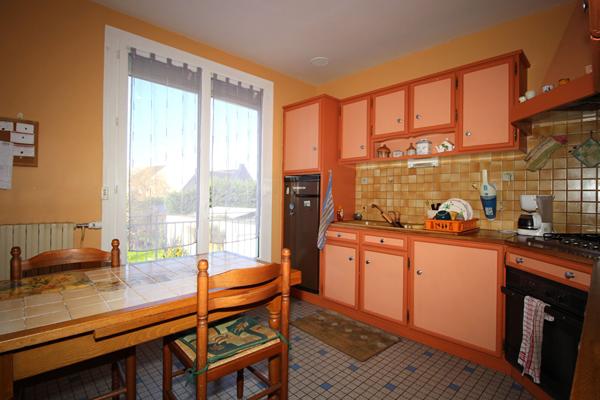 Maison TYPE Nantaise 5 pièces, 3chambres , sous sol total ,terrain 1000 m2 à vendre à TRIGNAC Certé