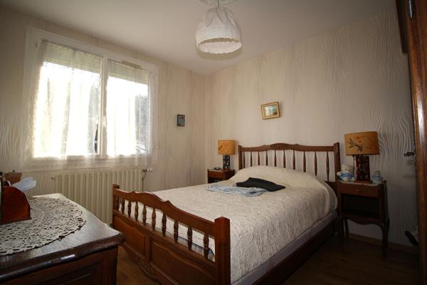 Maison TYPE Nantaise 5 pièces, 3chambres , sous sol total ,terrain 1000 m2 à vendre à TRIGNAC Certé