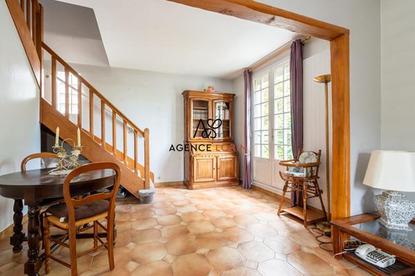 Maison Chatou - 110 m² - 5 pièces Chatou Maison Chatou - 110 m² - 5 pièces Chatou