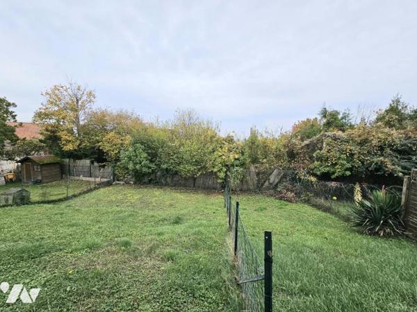 PAVILLON AVEC COMMODITÉS DE PLAIN-PIED ET  GARAGE