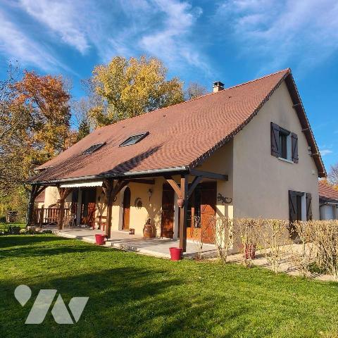 Maison à Vendre à Creney-près-Troyes - secteur ARGENTOLLES dans une Impasse au Calme avec Campa...