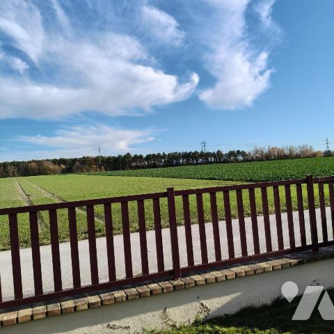 Maison à Vendre à Creney-près-Troyes - secteur ARGENTOLLES dans une Impasse au Calme avec Campa...