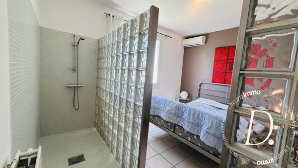 Maison avec Piscine et grand terrain constructible