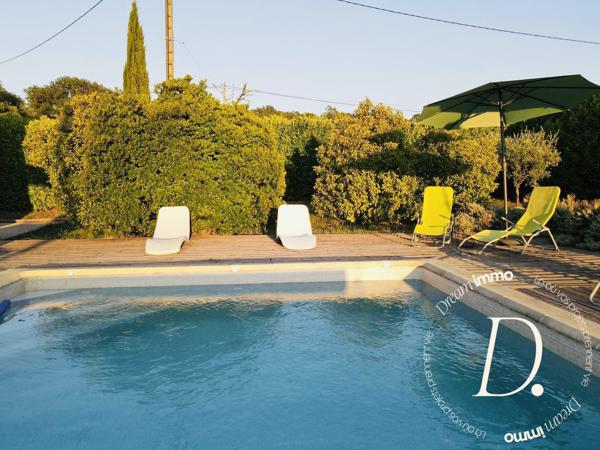 Maison avec Piscine et grand terrain constructible