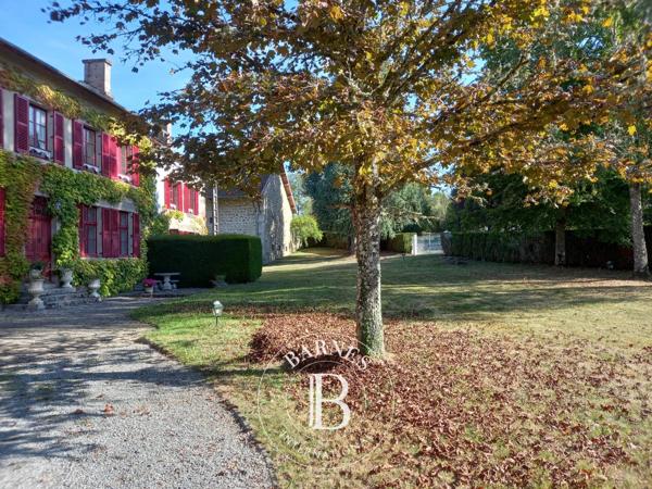 Aubusson, Fermette 10 Chambres -  256 m² à vendre