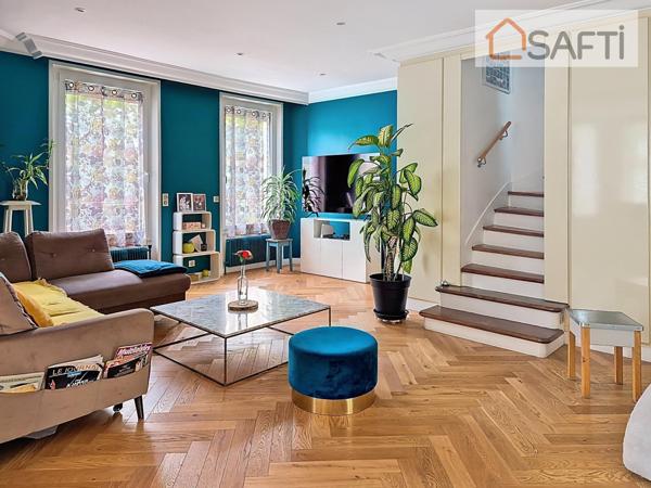 Maison familiale rénovée avec goût à 3 min du RER.