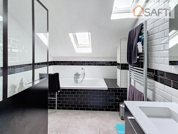 Maison familiale rénovée avec goût à 3 min du RER.