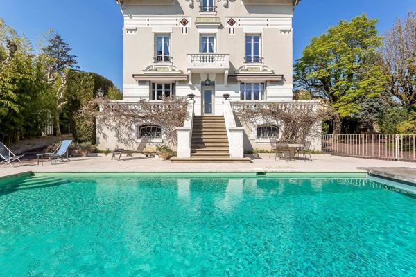 Vente Maison de luxe Caluire-et-Cuire 9 Pièces 394 m²