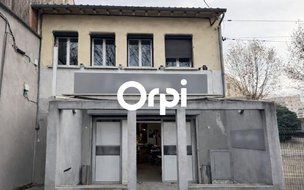 Immeuble à vendre    3 pièces • 120 m2 Toulouse