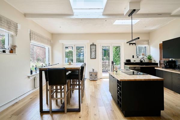Vente Maison de luxe Bousbecque 11 Pièces 290 m²