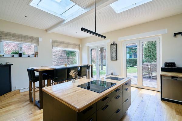 Vente Maison de luxe Bousbecque 11 Pièces 290 m²