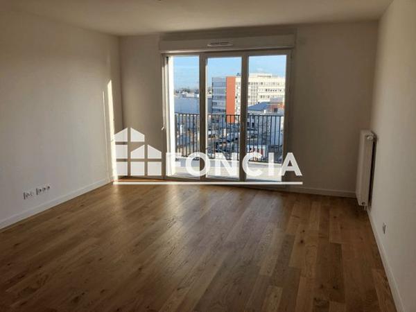 Location Appartement 3 pièces 64.1 m² - 393 AVENUE DU GENERAL DE GAULLE Clamart 92140