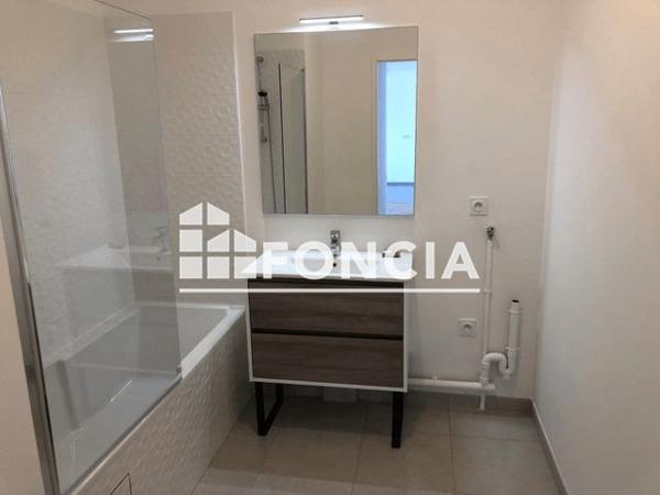 Location Appartement 3 pièces 64.1 m² - 393 AVENUE DU GENERAL DE GAULLE Clamart 92140