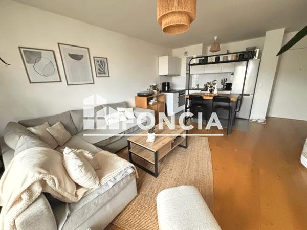 Location Appartement 3 pièces 64.1 m² - 393 AVENUE DU GENERAL DE GAULLE Clamart 92140