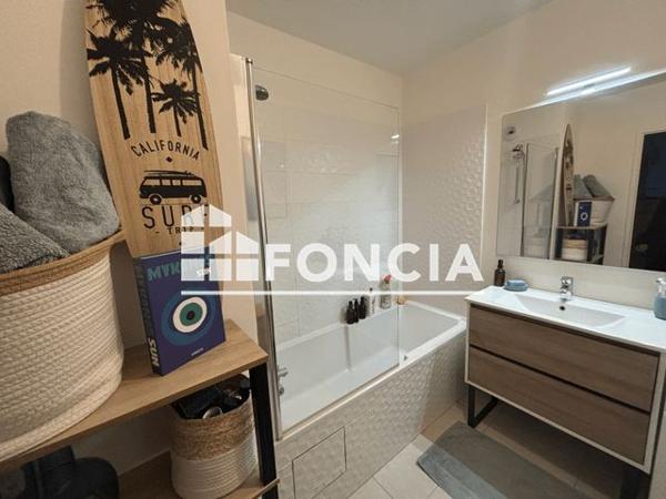 Location Appartement 3 pièces 64.1 m² - 393 AVENUE DU GENERAL DE GAULLE Clamart 92140