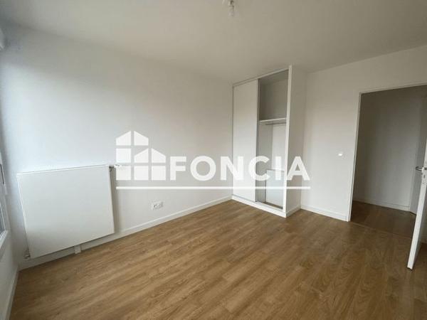 Location Appartement 3 pièces 64.1 m² - 393 AVENUE DU GENERAL DE GAULLE Clamart 92140