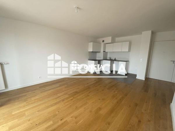Location Appartement 3 pièces 64.1 m² - 393 AVENUE DU GENERAL DE GAULLE Clamart 92140