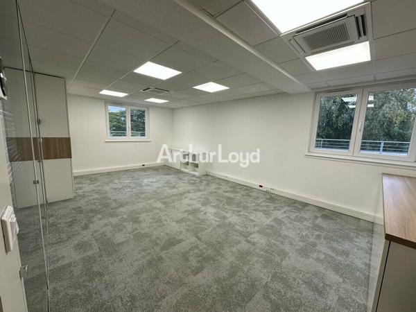 BUREAUX à LOUER de 199 m²